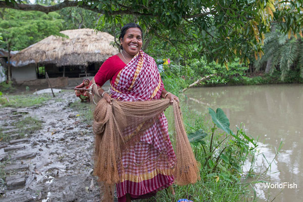 Five ways process evaluation is helping us evaluate an aquaculture project in Bangladesh